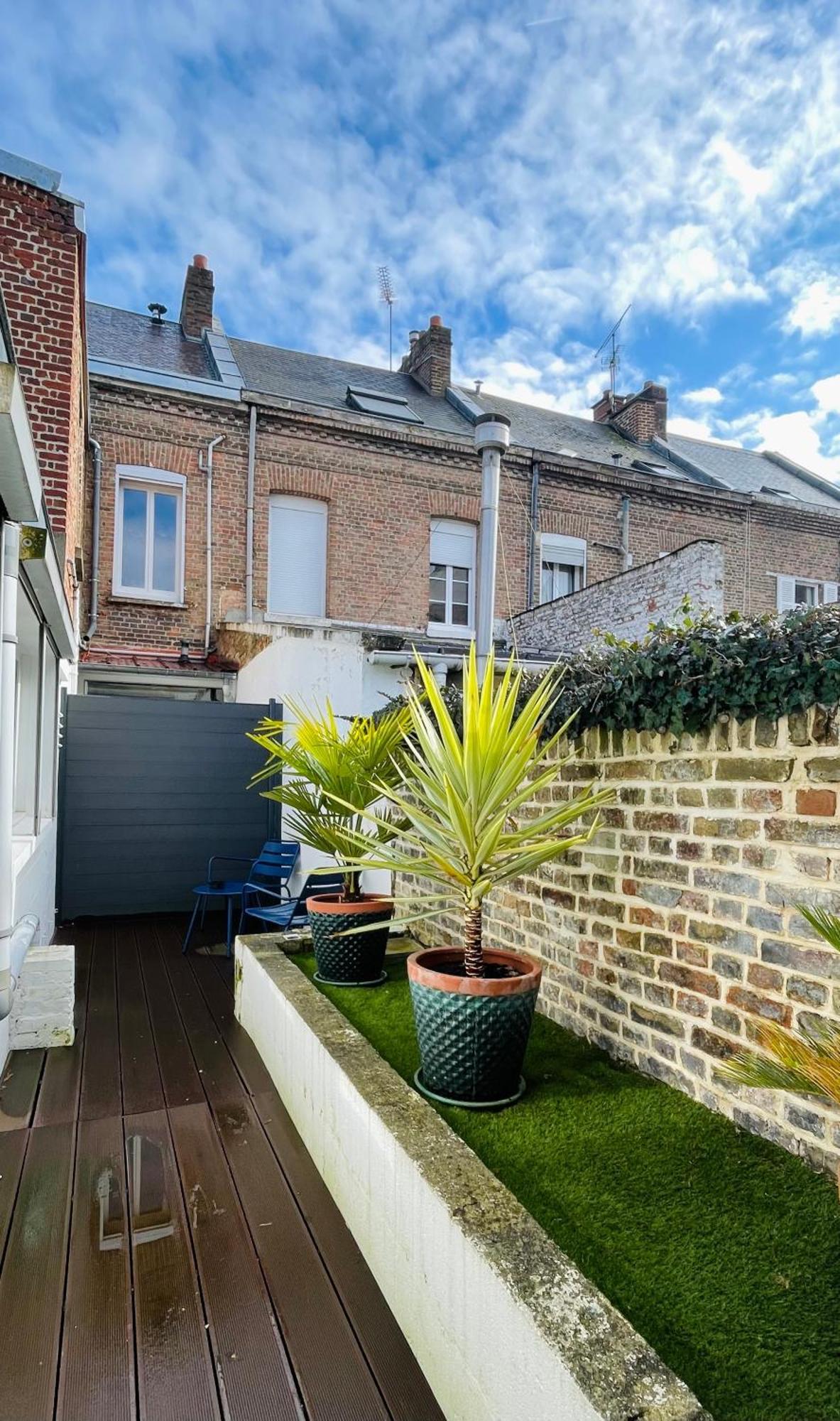 Soleil Levant - T2 Avec Terrasse Proche Gare Amiens Eksteriør billede